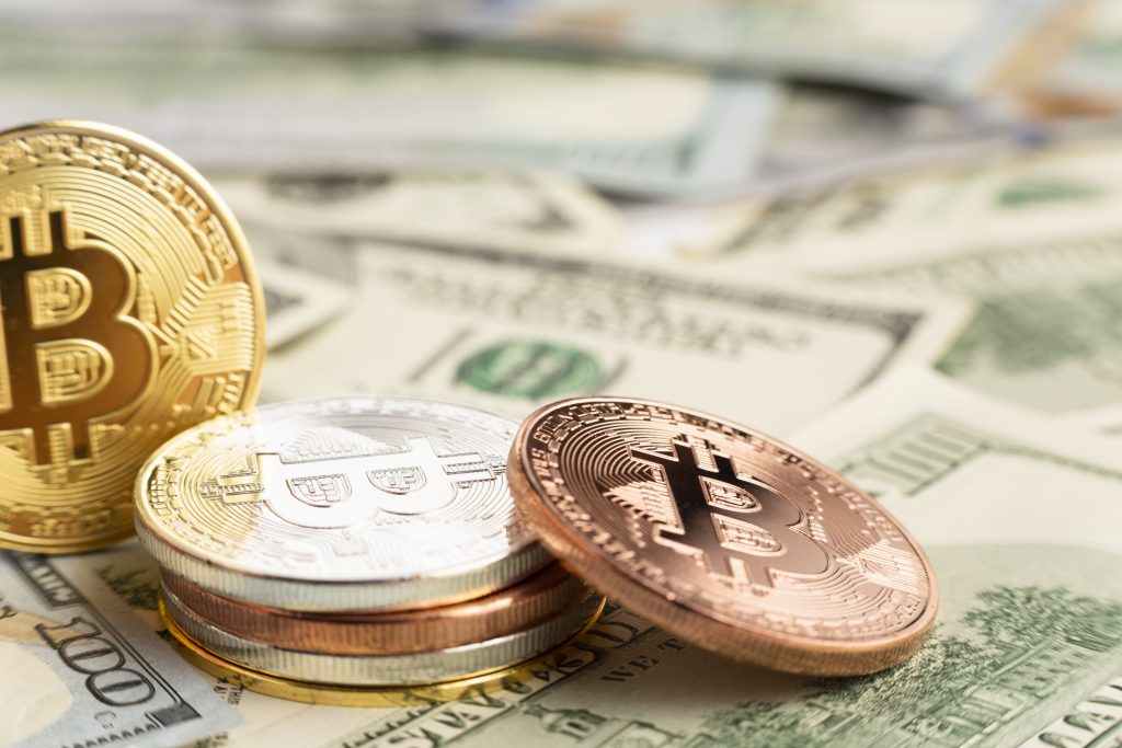 Revolut umožní platiť bitcoinmi
