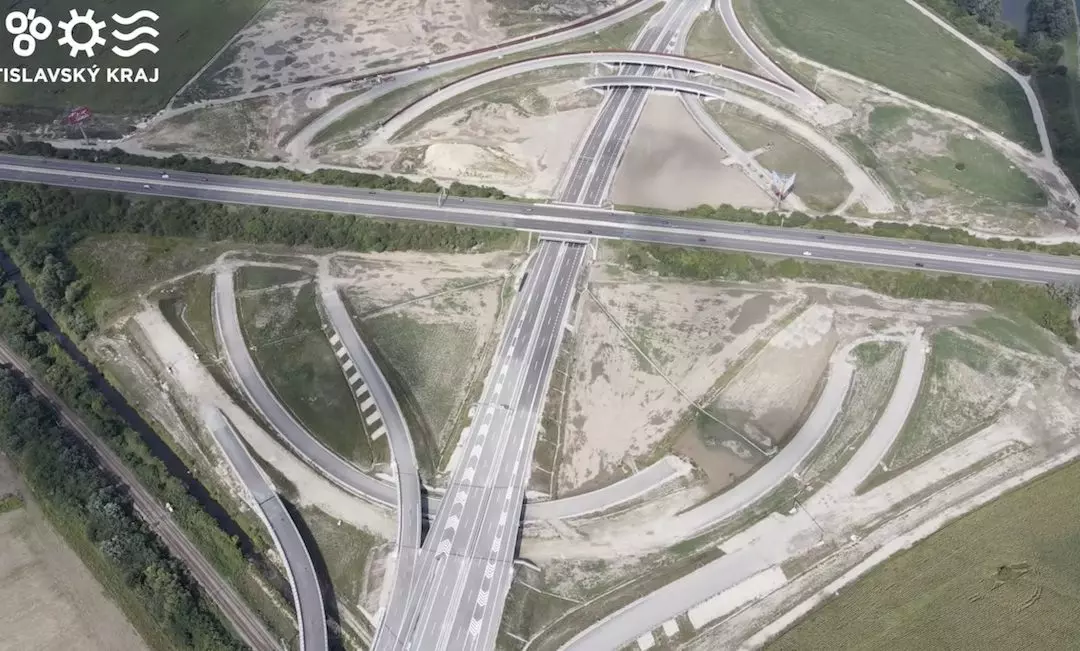 Križovatku D1/D4 by mala dokončiť poľská firma