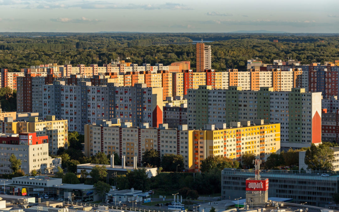 Ceny starších bytov v Bratislave koncom vlaňajška klesli