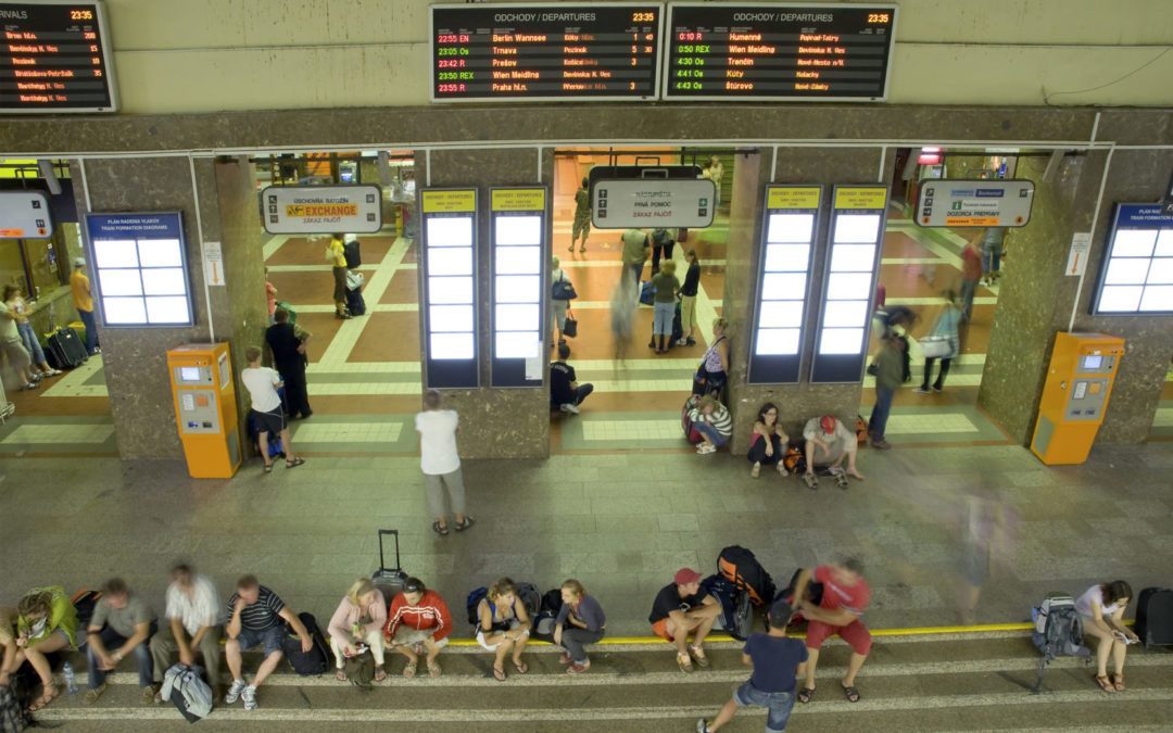 Prežije hlavná stanica v Bratislave svoju rekonštrukciu? V hre je búranie i presmerovanie vlakov na iné stanice