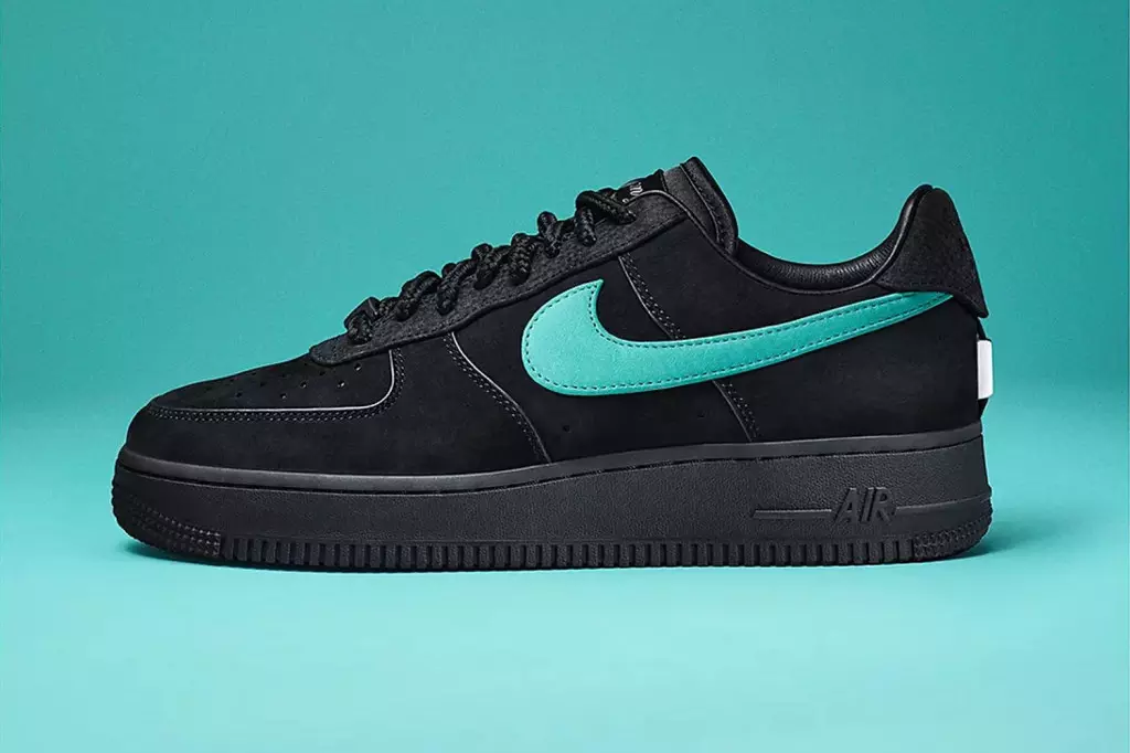 Nike x Tiffany & Co. Air Force 1 1837 (Zdroj:nike.com)