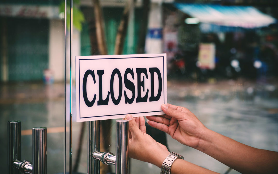 Ktoré obchody budú zatvorené a otvorené počas 1. a 8. mája 2023?