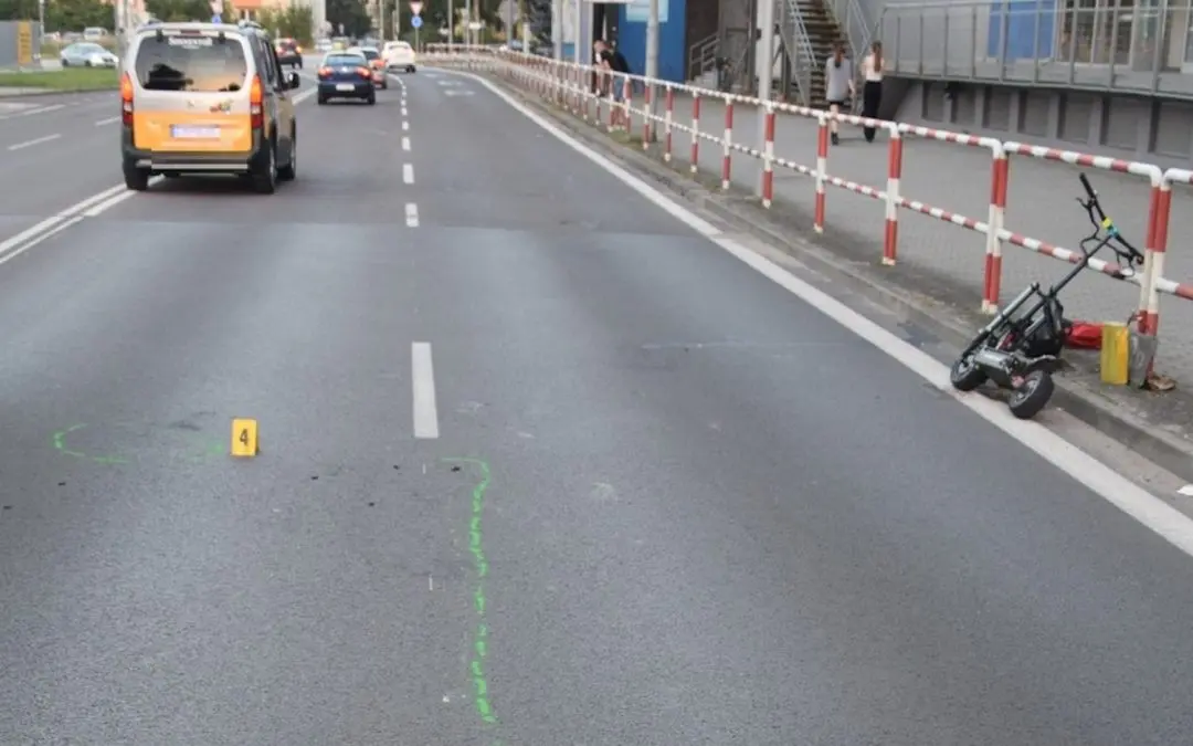 Nehoda na elektrokolobežke