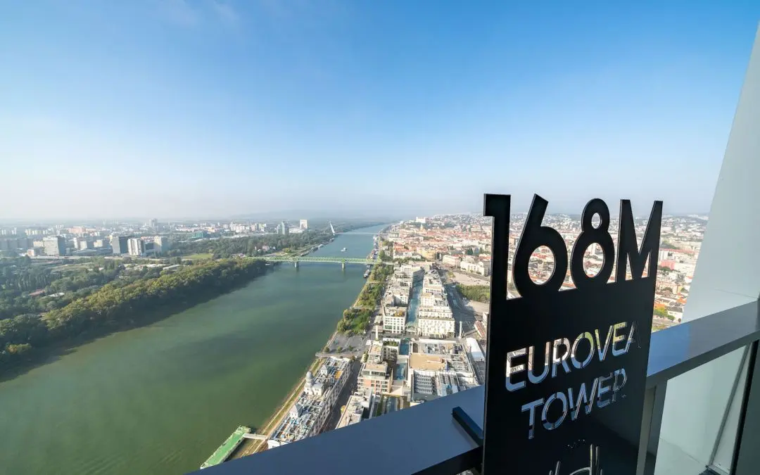 Bratislavský mrakodrap Eurovea Tower je skolaudovaný