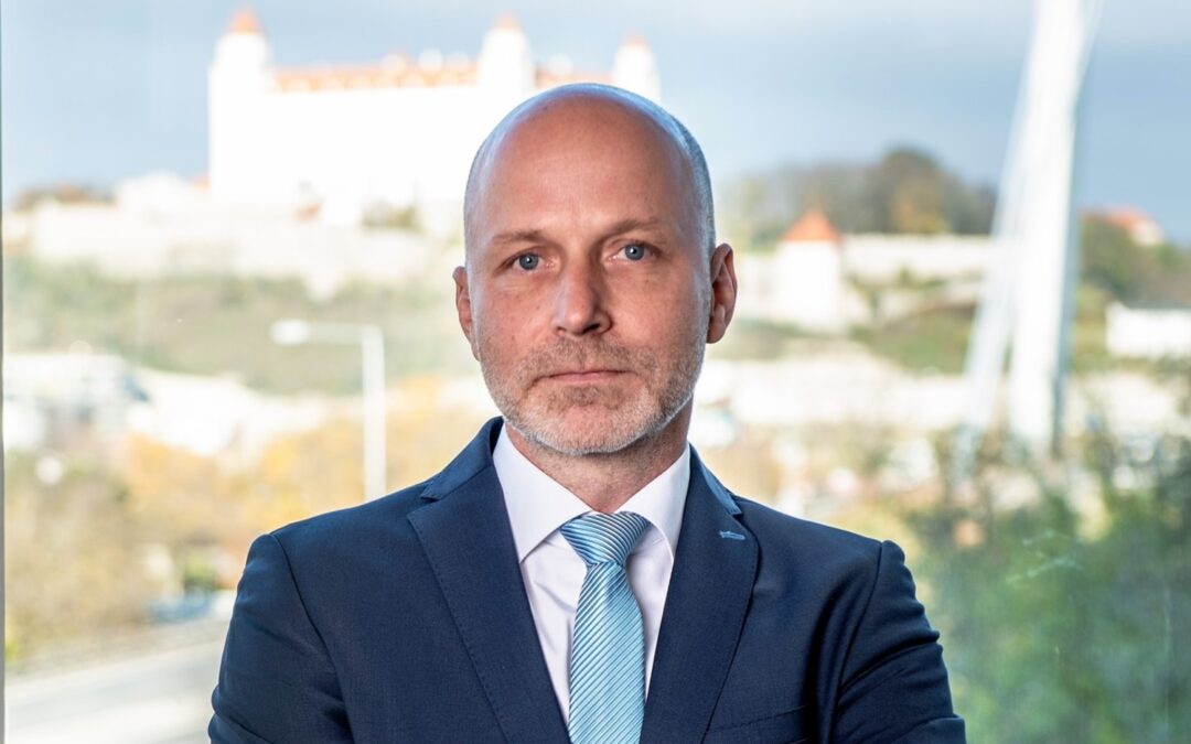 Maroš Ovčarik skončil vo vedení Partners Investments