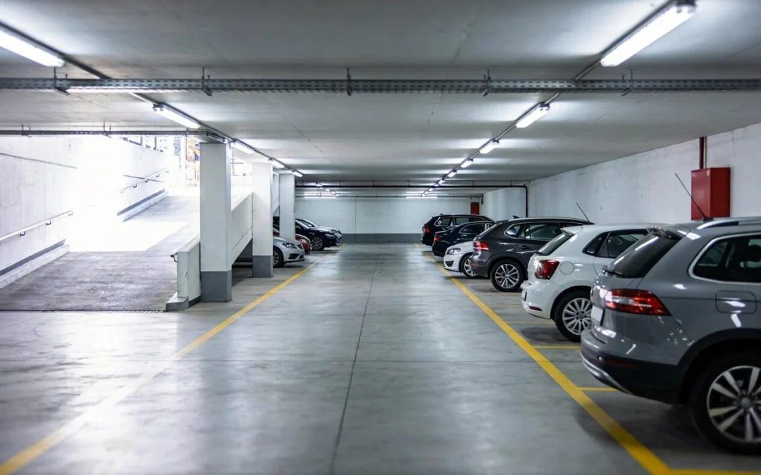 Garáže na Slovensku zdraželi o 16 %, v Bratislave stoja priemerne 37-tisíc eur